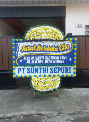 Papan Bunga Duka di Tuan Kentang