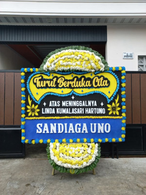 Papan Bunga Duka di Tuan Kentang